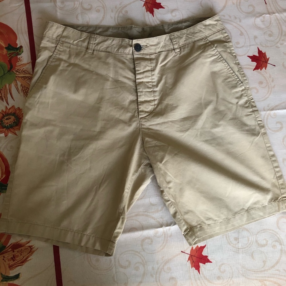 Khaki shorts
